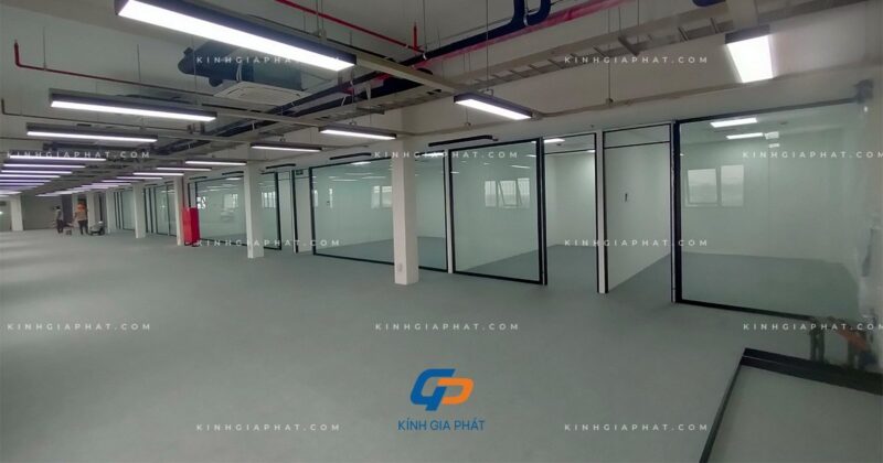 Dịch vụ thi công trọn gói vách kính văn phòng tại Hà Nội Dịch vụ thi công trọn gói vách kính văn phòng tại Hà Nội